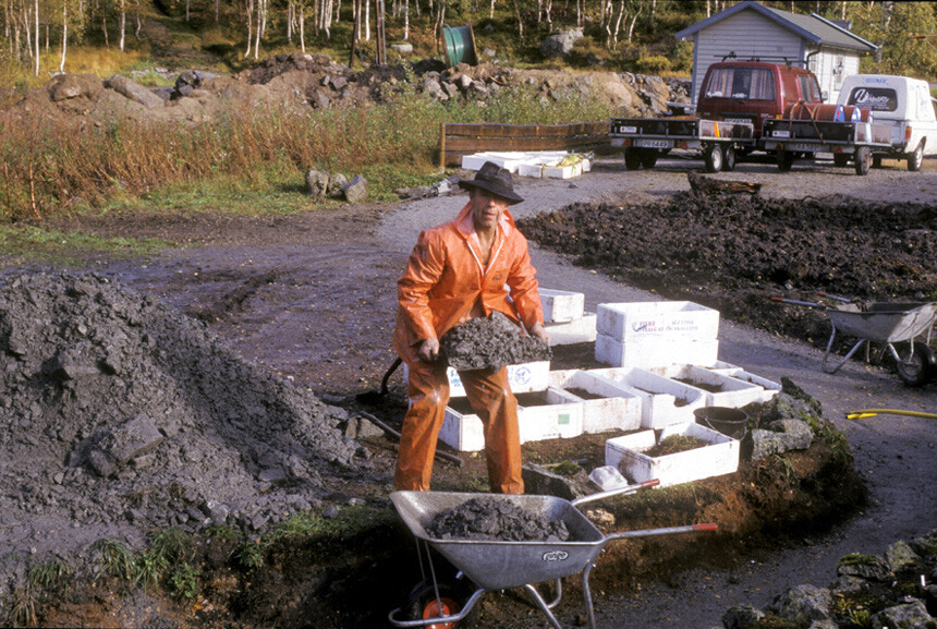 Egil Eriksen frå Åseral stod for det meste av anleggsarbeidet.